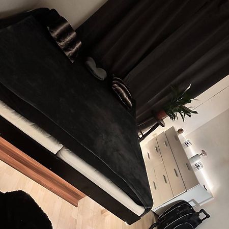 Studio 9 Ostrava Kültér fotó